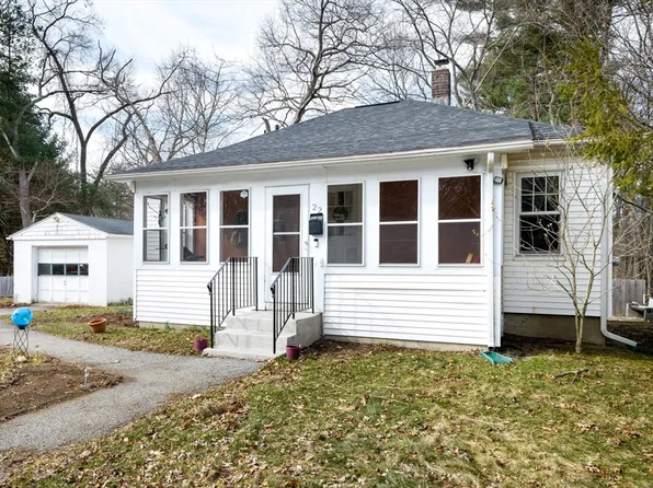 22 Quobaug Ave, Oxford, MA 01540