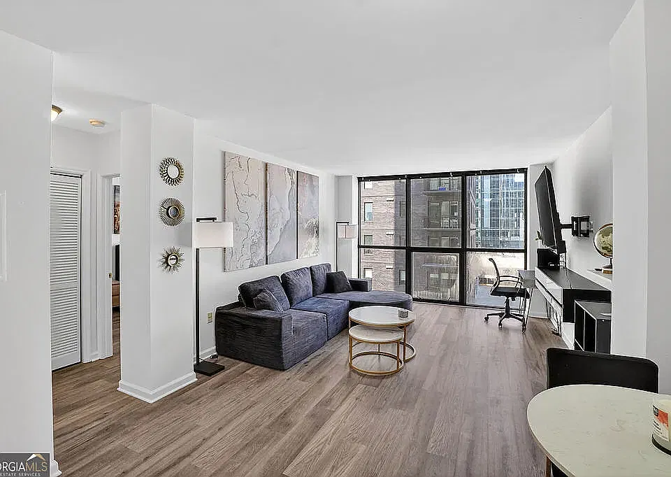 1280 W Peachtree St NW