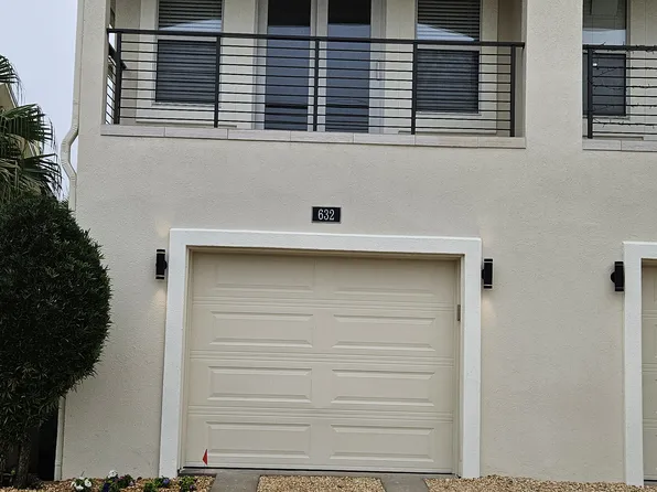 632 11th Ave S, Jacksonville Beach, FL 32250