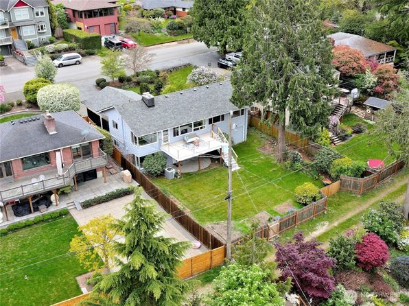 7024 S Lakeridge Drive, Seattle, WA 98178
