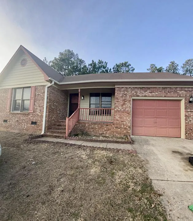 5051 Waterford Dr