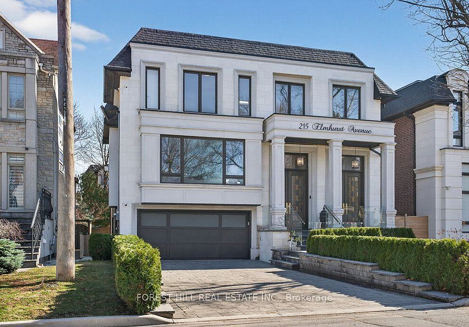 1st image of 215 Elmhurst Ave