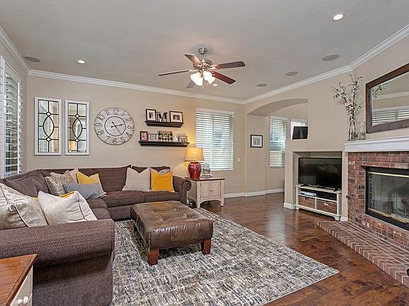 2nd image of 27633 Olive Mill Ct