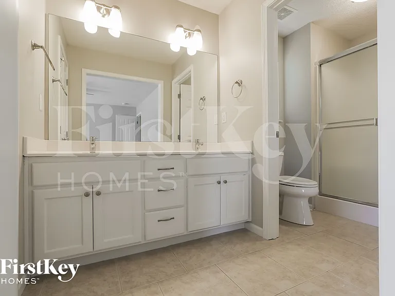 724 Bristol Dr — Photo 14