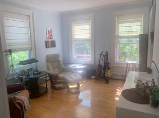 91 Montgomery St APT 2R, Cambridge, MA 02140