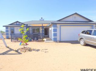 979 S Santa Maria Rd, Golden Valley, AZ 86413