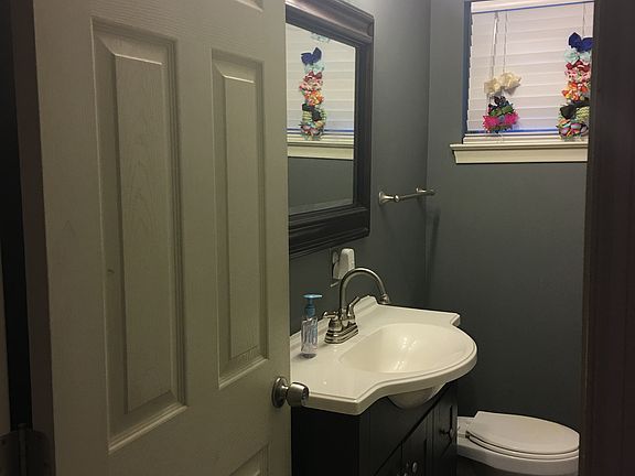 4th image of 8011 Plaxco Dr