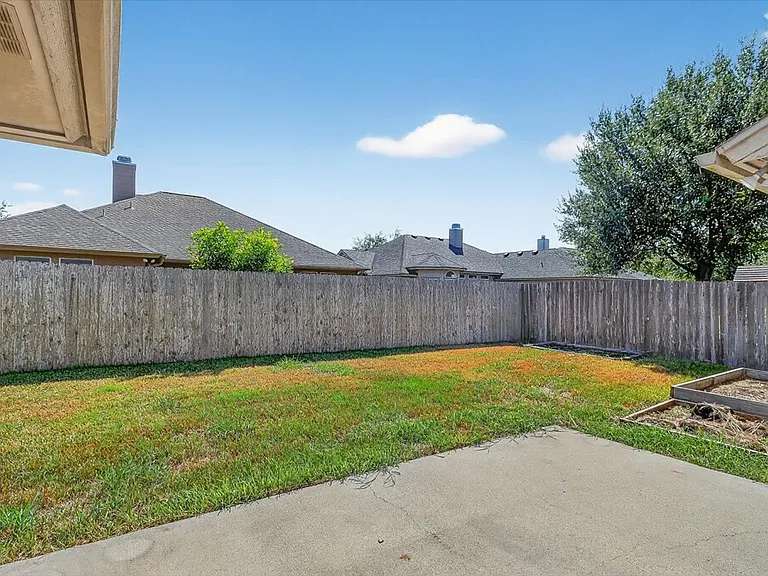 5933 Brightwood Dr — Photo 42