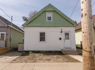 7 Rathgar St, London, ON N5Z 1Y3