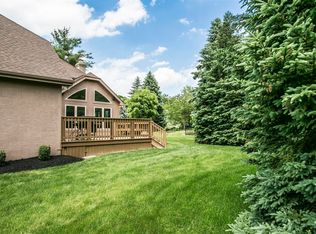 682 Laurel Ridge Dr, Columbus, OH 43230