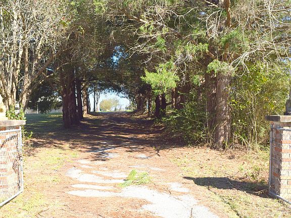 2nd image of 1617 Highway 177