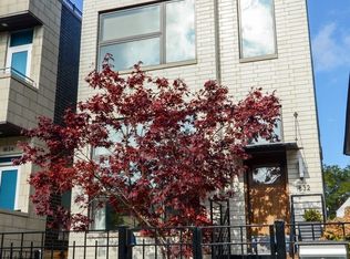 1832 W Wellington Ave #2, Chicago, IL 60657
