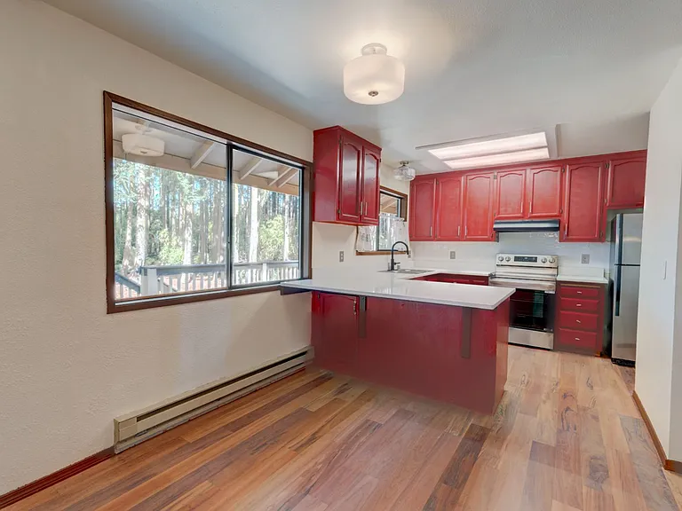 1638 Fern Pl — Photo 7