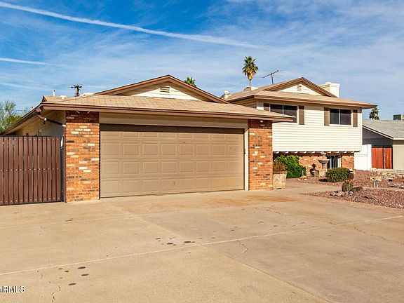 3rd image of 928 E LA JOLLA Drive