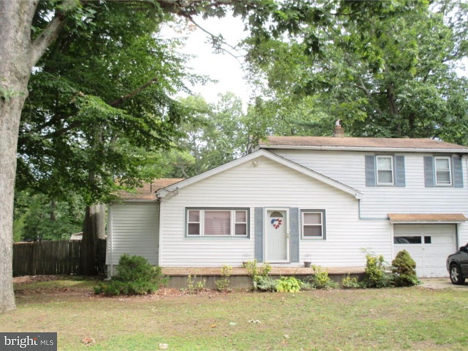 2nd image of 1908 County House Rd