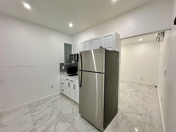 5th image of 1309 NW 55th Ter