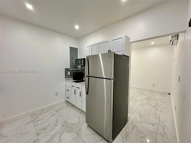 1309 NW 55th Ter #STUDIO — Photo 5