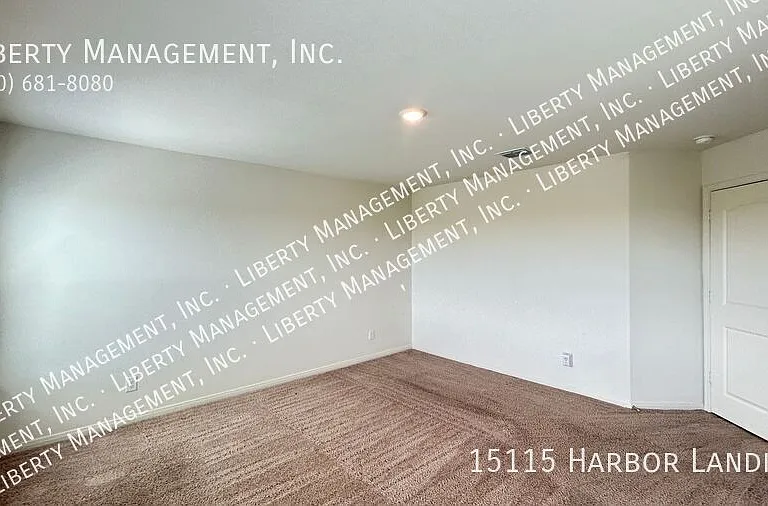 15115 Harbor Lndg — Photo 26