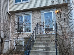 45565 Hutchens Sq, Sterling, VA 20166