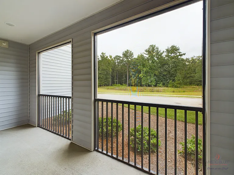 Mystic Bluff Apartments — Photo 96