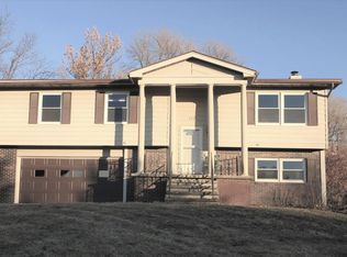 110 Lakeside Ln, Pierre, SD 57501