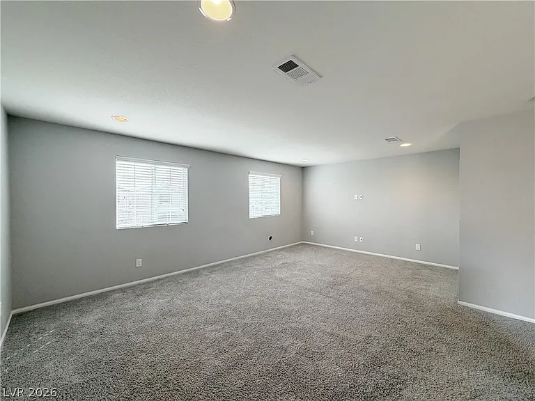 9386 Barcolobo Ave — Photo 14