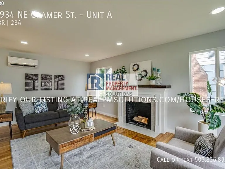 1934 NE Cramer St #A — Photo 3