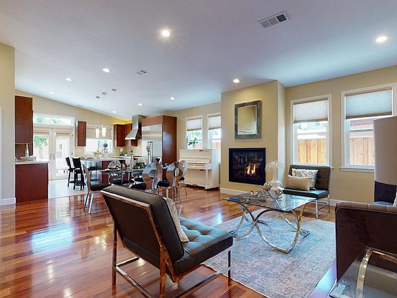 3rd image of 10600 Culbertson Dr