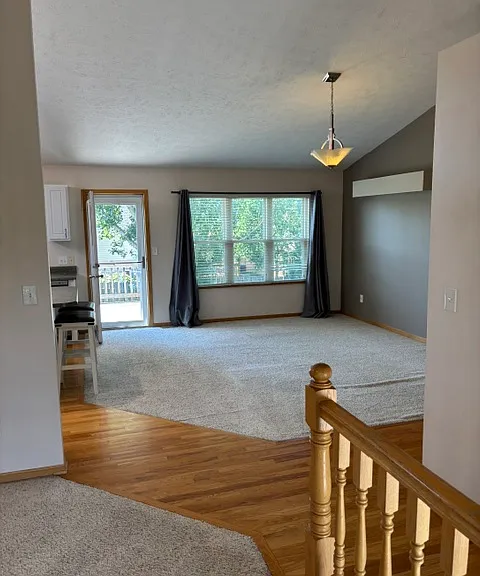 1641 Vavrina Ln — Photo 4