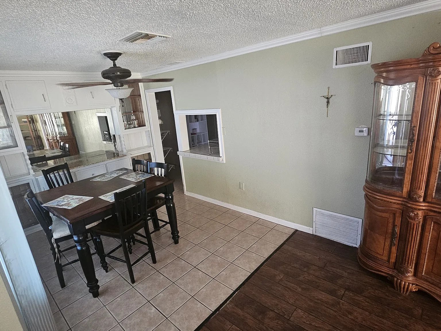 3 bed, 1650 sqft, $1,525 — Photo 3
