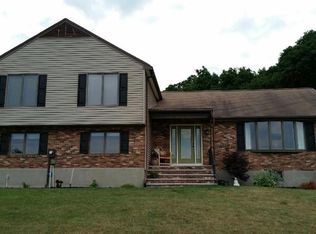 17 Crystal Dr, Stoneham, MA 02180