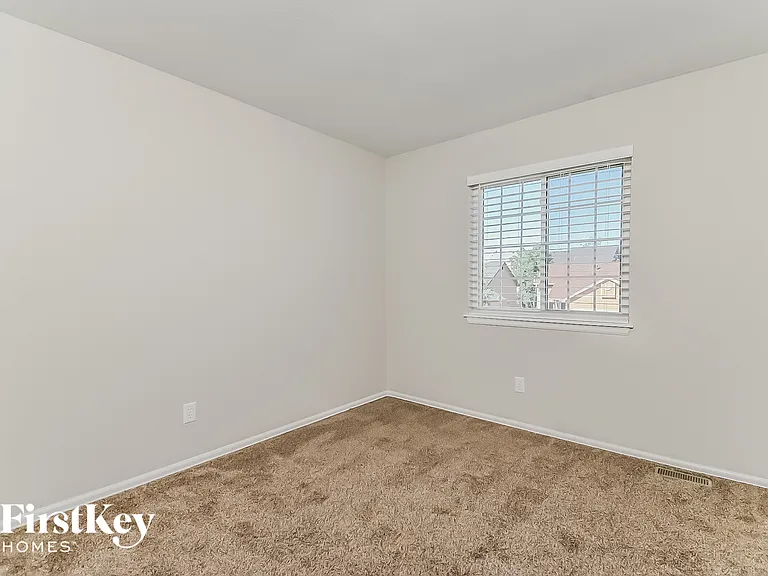4663 Bittercreek Dr — Photo 11