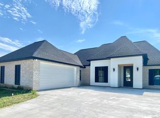 7772 Cutt Pointe Dr, Ventress, LA 70783
