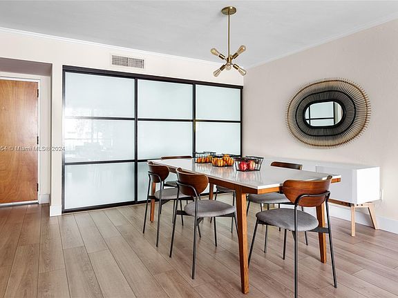 4th image of 55 Ocean Lane Dr APT 2028
