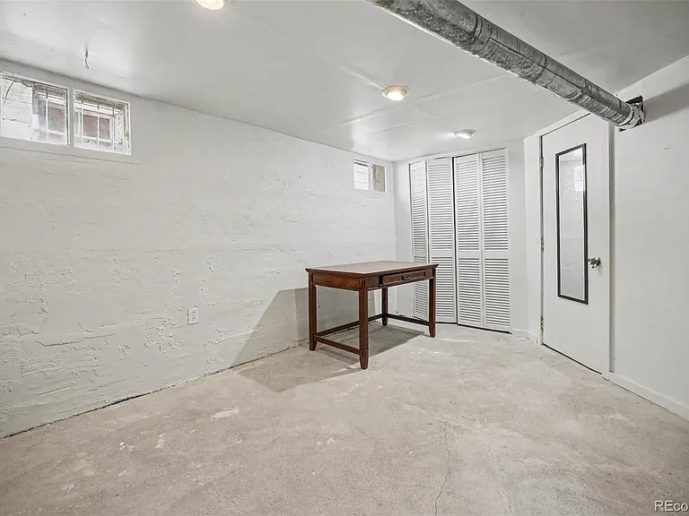 3427 Meade St — Photo 12