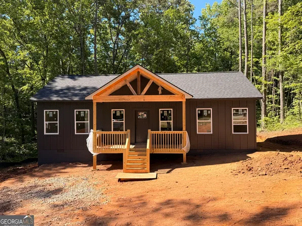 667 Cherokee Ln, Buchanan, GA 30113