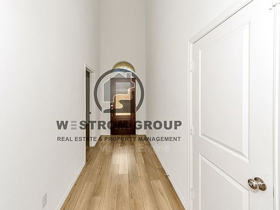 5th image of 2600 Starwater Dr