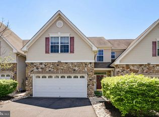 263 Concord Pl, Pennington, NJ 08534