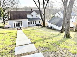 73 Beal St, Hingham, MA 02043