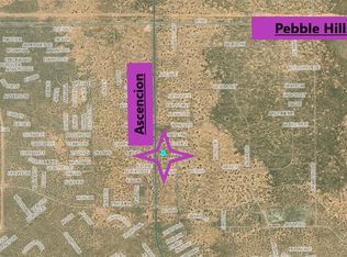 14 Loopez Dr, El Paso, TX 79938