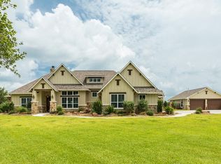914 Sunset Trl, Angleton, TX 77515