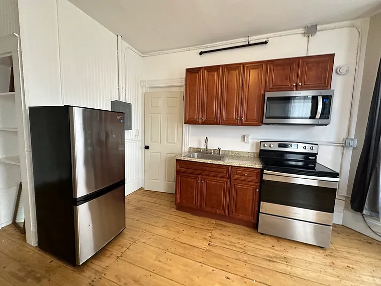 88 North Rd #3 — Photo 15