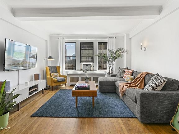 2nd image of 865 1st Ave APT 8C