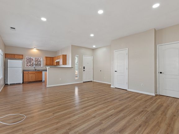 3rd image of 9435 Stoney Creek Way