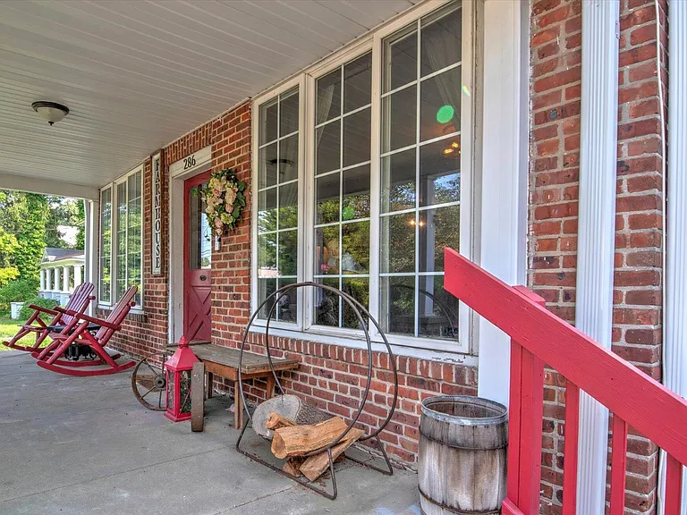 286 Whitesville Rd — Photo 2