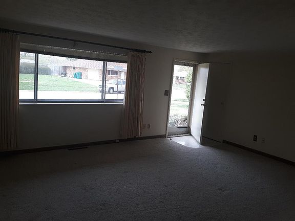 2nd image of 1500 Hillwood Dr