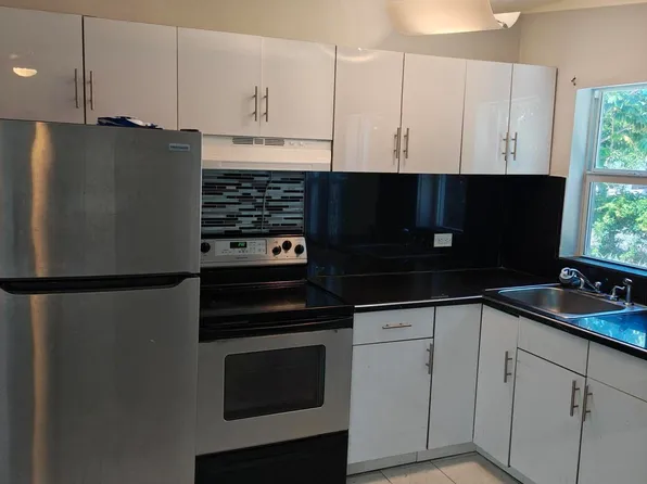 2238 Van Buren St Unit 4, Hollywood, FL 33020