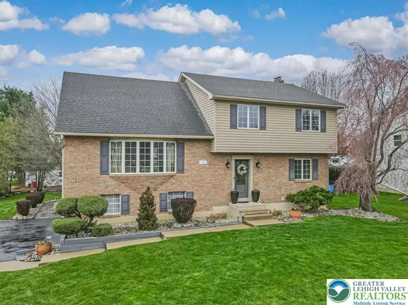 301 Florentine Dr, Easton, PA 18040