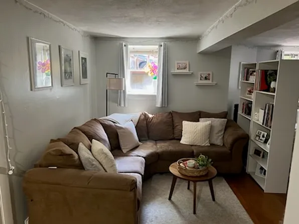 14 Keswick St APT 1, Boston, MA 02215