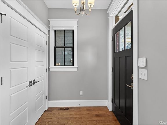 3rd image of 3317 Bryant Street